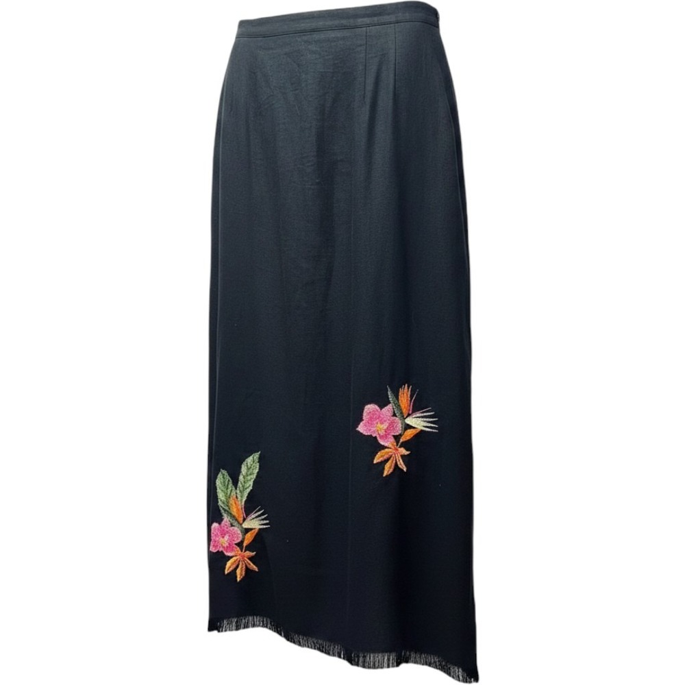 Stonebridge 16 Black Linen Blend Skirt Floral Embroidered Raw Hem Whimsy Goth‎